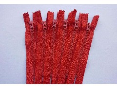 鶴山隐形拉鏈生産廠家：拉鏈質量常見識别方法